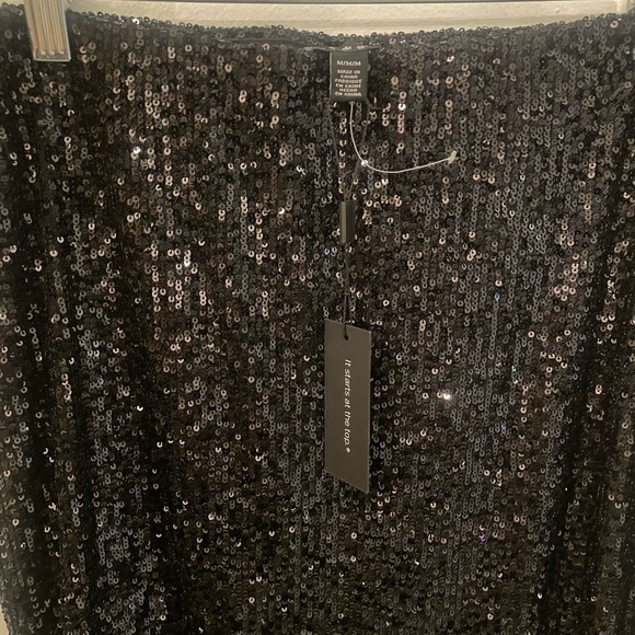 NWT Cable & Gauge Black Sequin Skirt - Picture 2 of 3